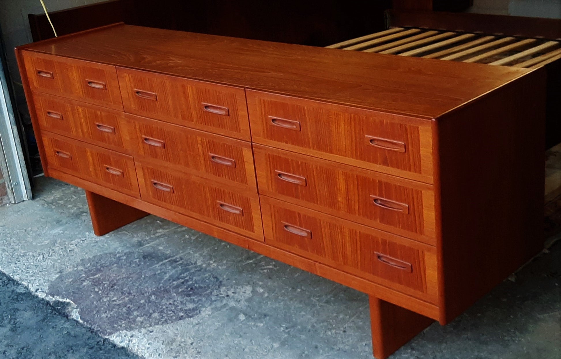 REFINISHED MCM Teak King bed with floating night stands and 9 drawers dresser, PERFECT - Mid Century Modern Toronto