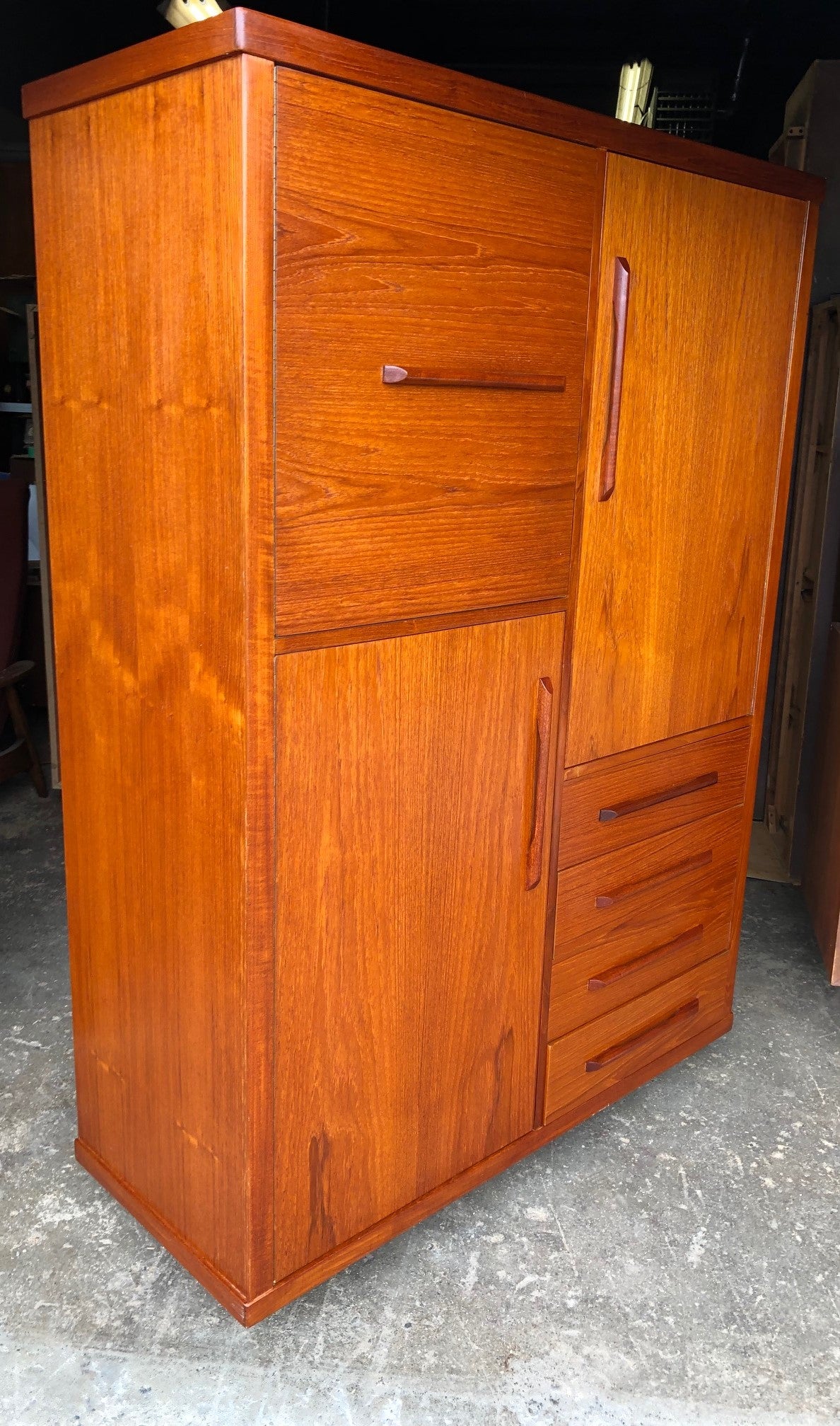 Restored MCM Teak Wardrobe on wheels (part of the set with double bed), perfect - Mid Century Modern Toronto