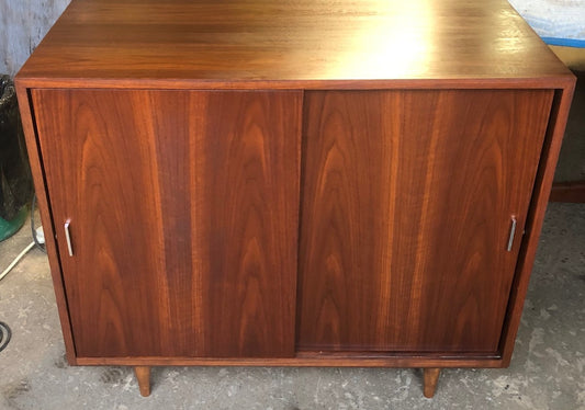 REFINISHED MCM Walnut Sideboard TV Media Record Console 37.5” PERFECT - Mid Century Modern Toronto