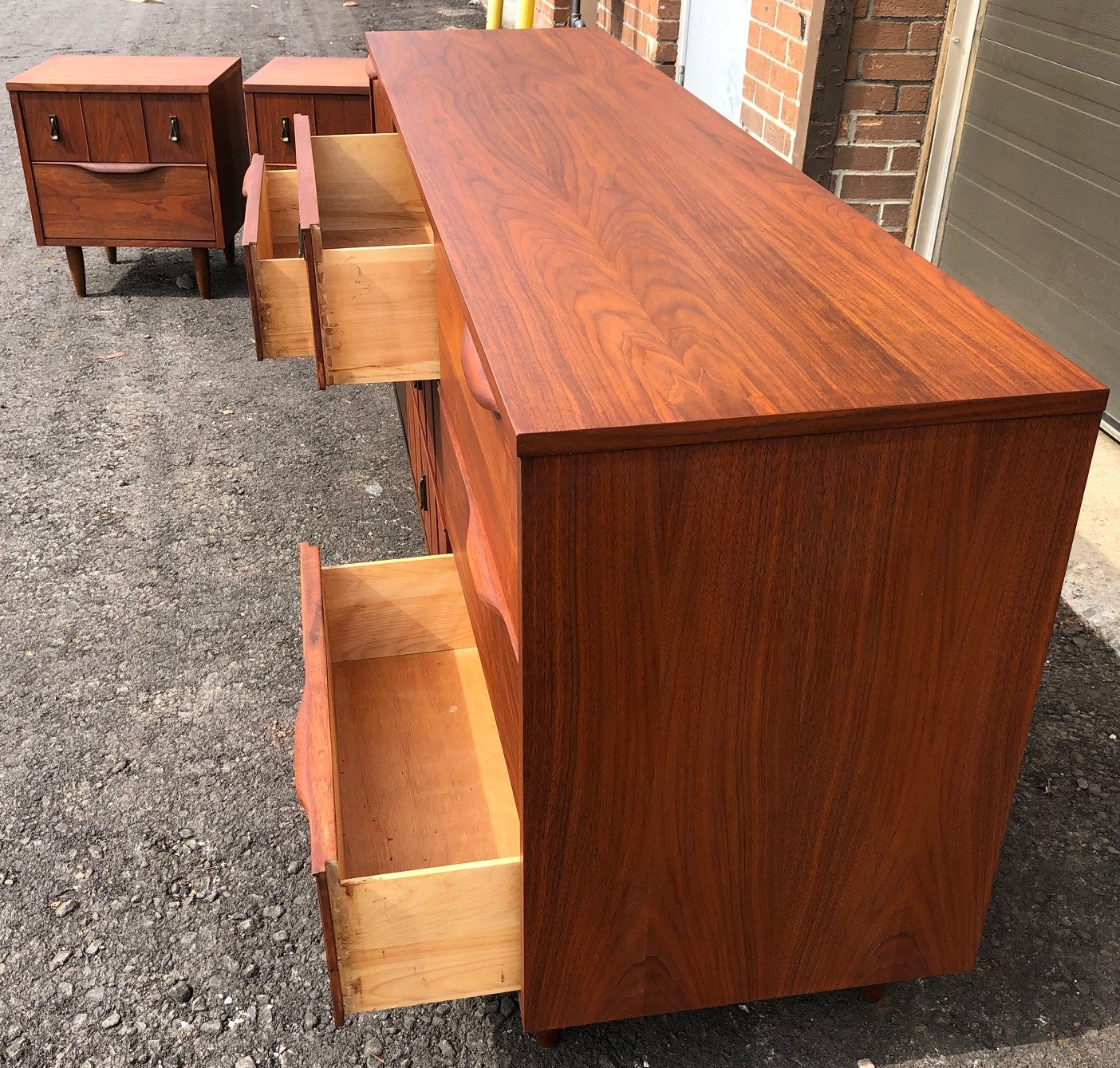 REFINISHED MCM  Walnut Dresser 9 Drawers 74.5” & 2 Nigh Stands- PERFECT - Mid Century Modern Toronto
