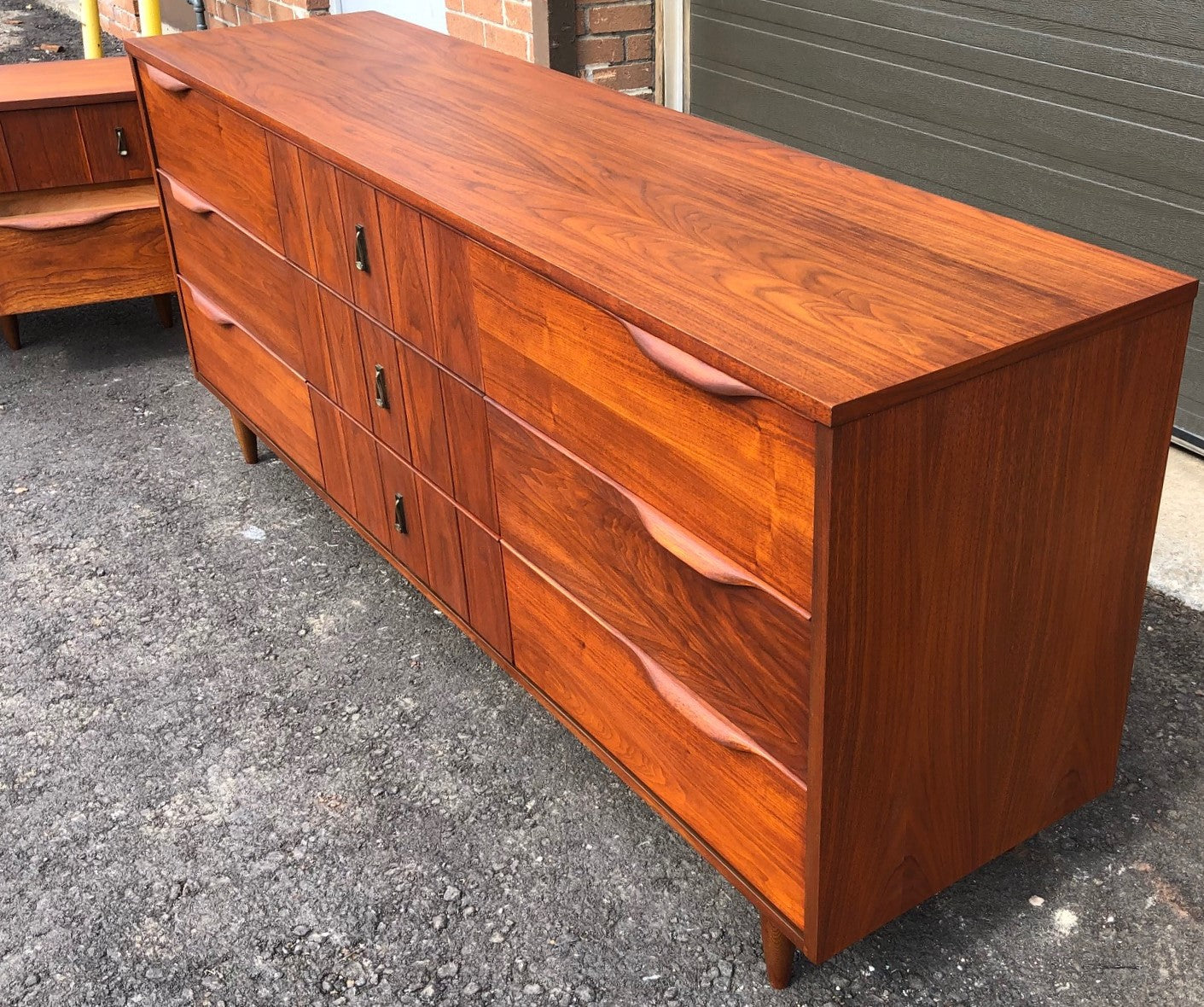 REFINISHED MCM  Walnut Dresser 9 Drawers 74.5” & 2 Nigh Stands- PERFECT - Mid Century Modern Toronto