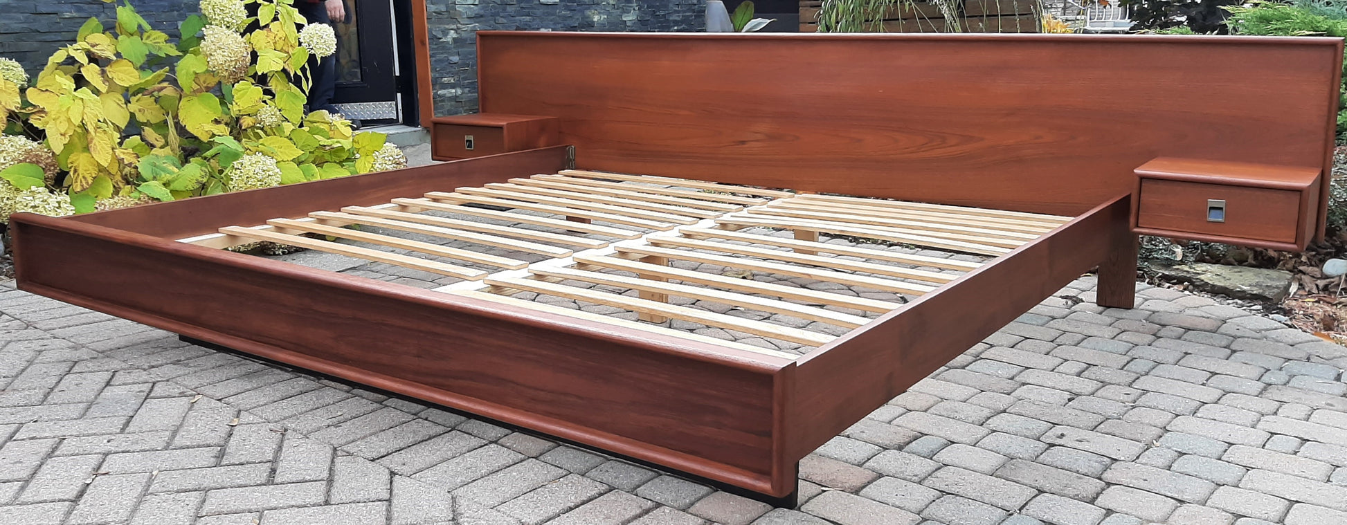 REFINISHED MCM Teak platform bed King size with floating night stands, PERFECT - Mid Century Modern Toronto