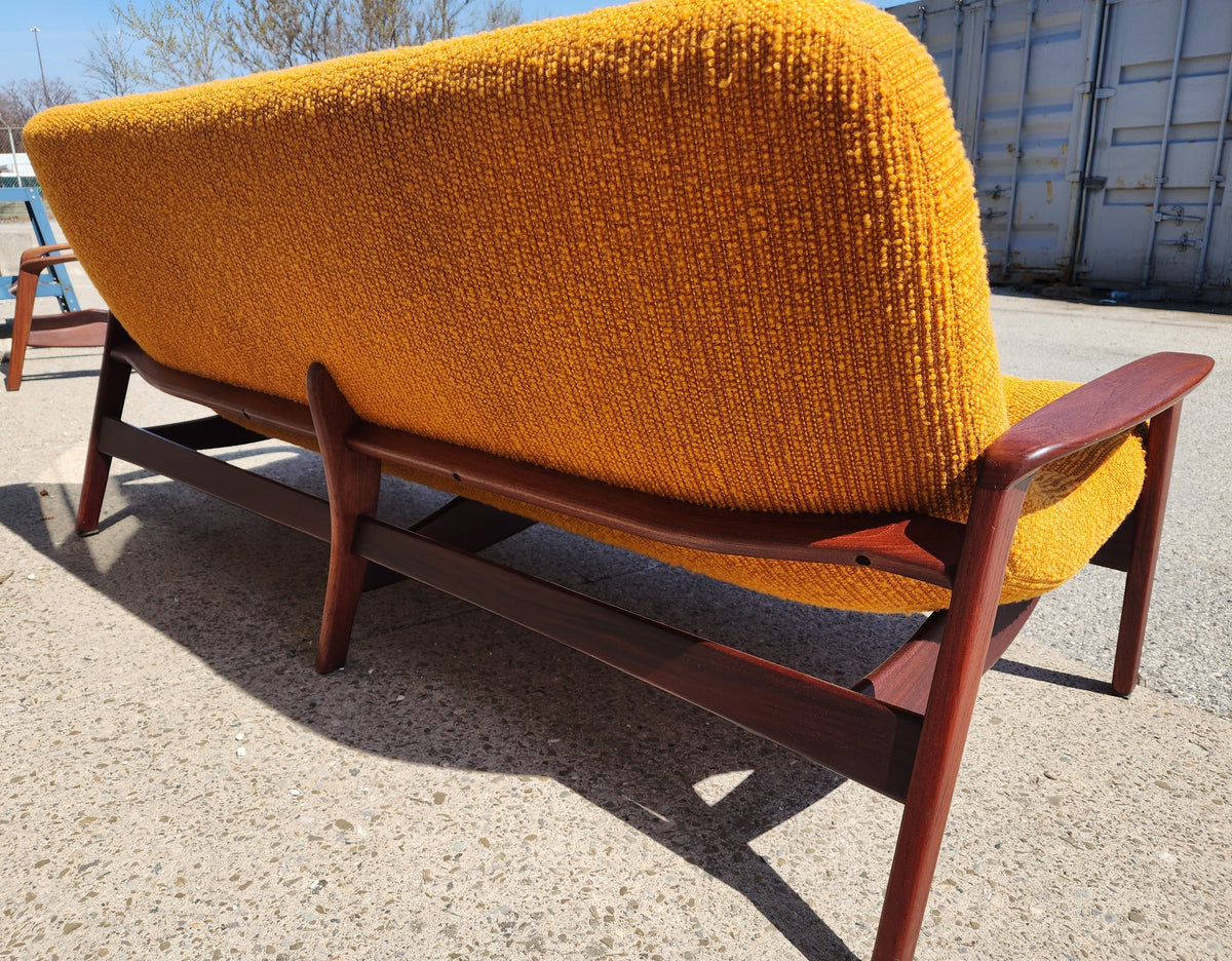 REFINISHED Mid Century Modern R.Huber Scoop Sofa Teak Framed 3-seater