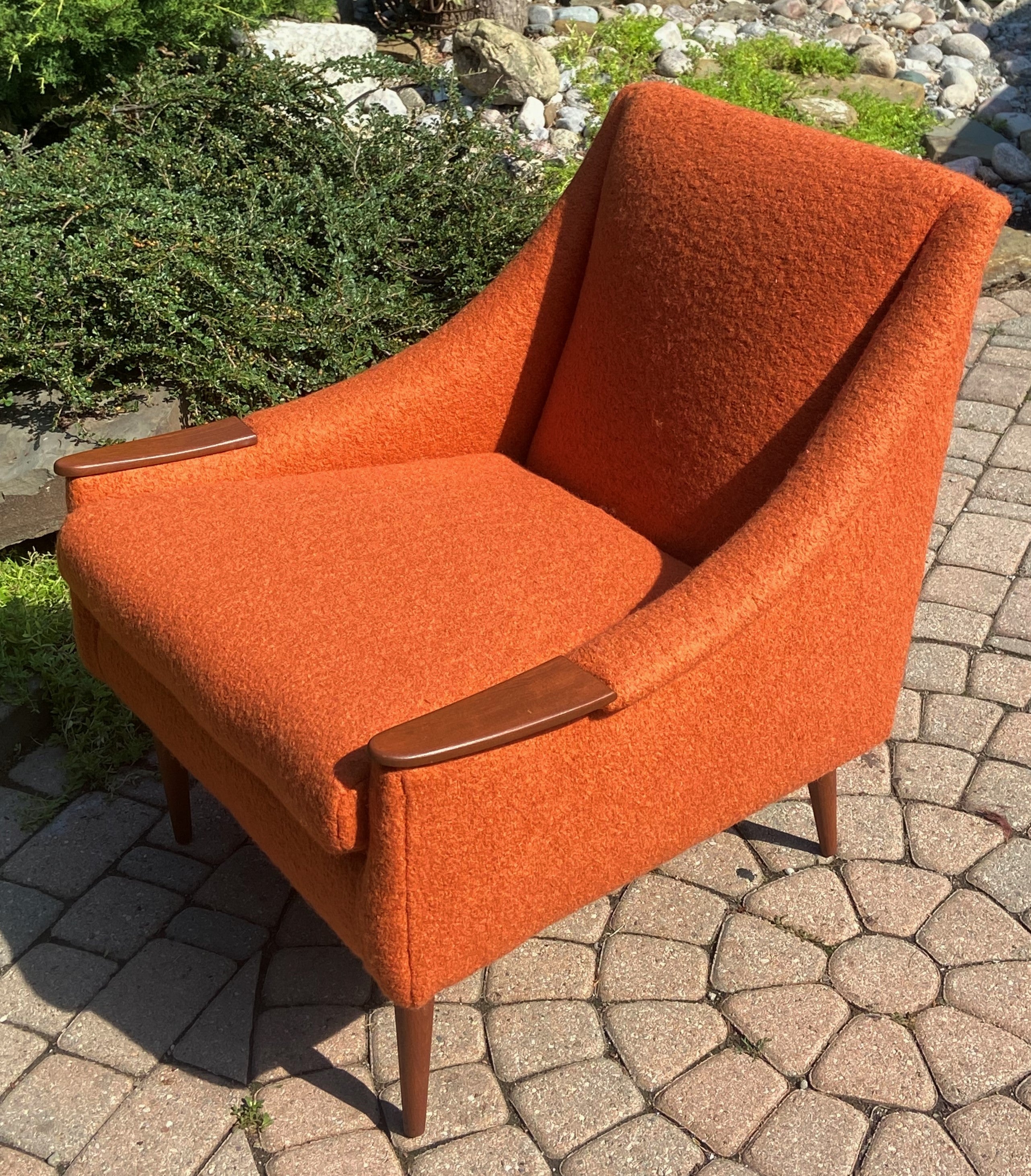 Mid century outlet modern chair orange