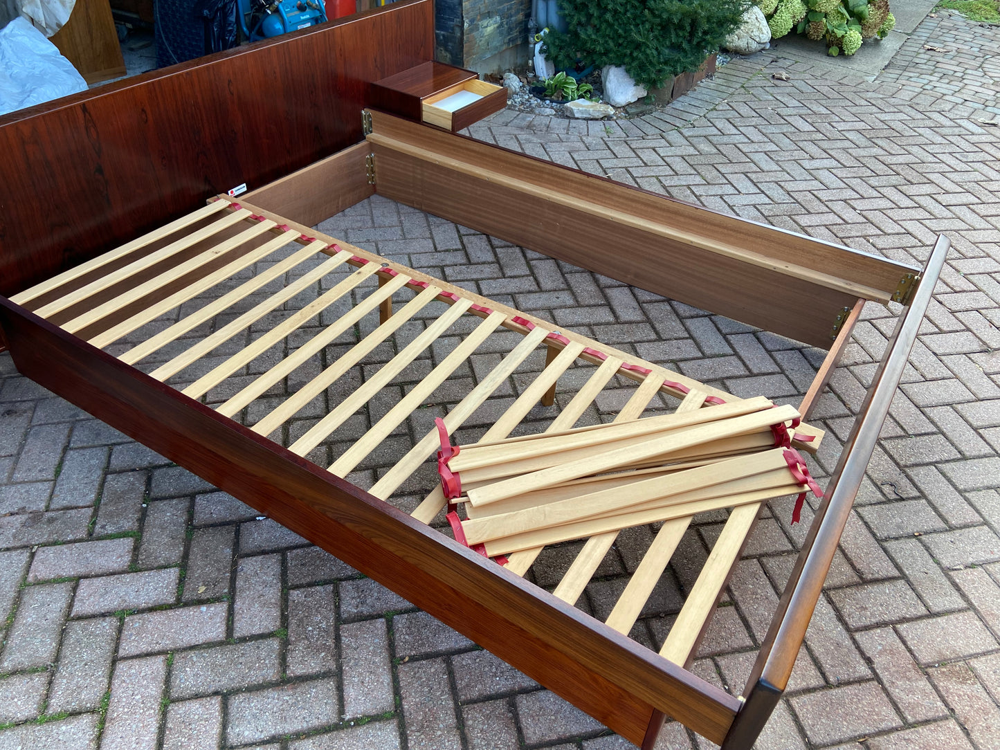 RESTORED Danish Mid Century Modern Rosewood Queen Bed w Floating Nightstands