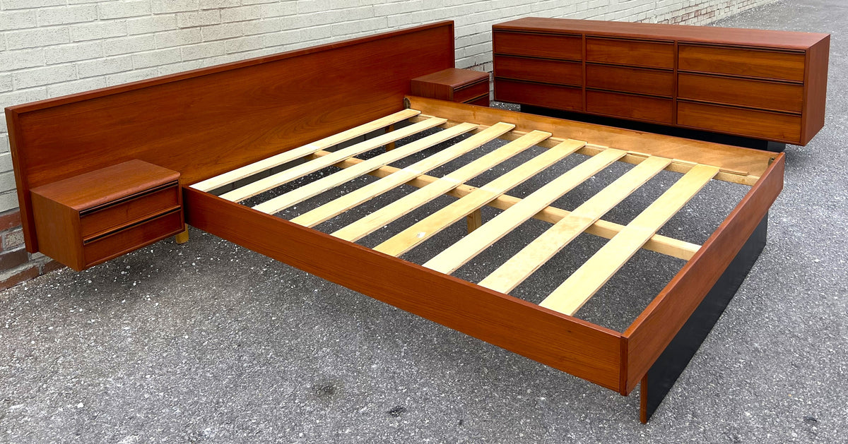 REFINISHED Mid Century Modern Teak Queen Bed w Nightstands & Dresser 9 Drawers