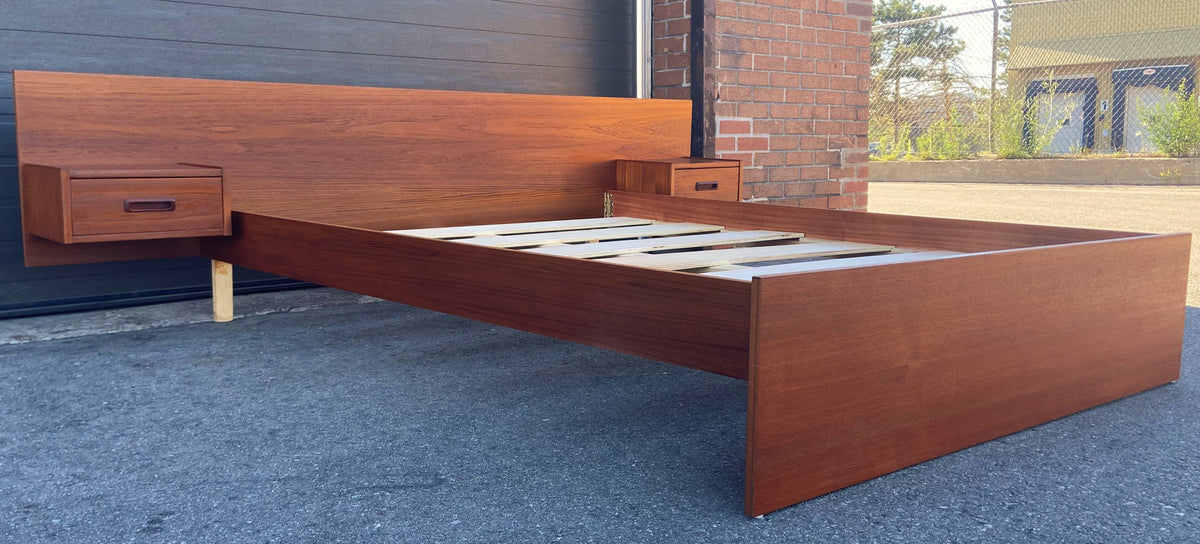 REFINISHED Mid Century Modern Teak Queen Bed w Nightstands & Dresser 9 Drawers