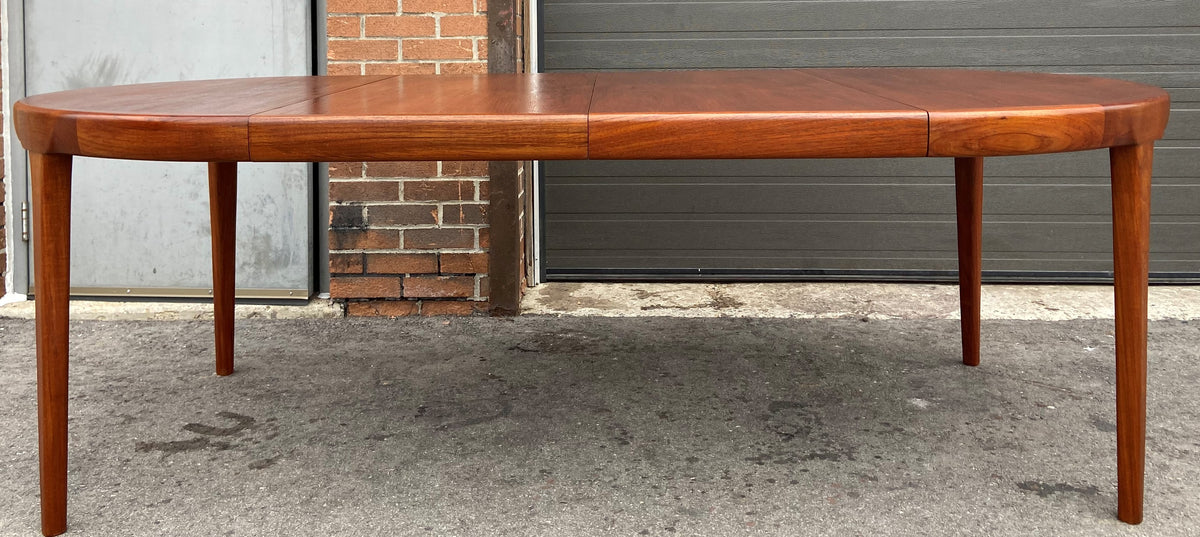 REFINISHED Danish Mid Century Modern Teak Table Round to Oval w 2 Leaves 47