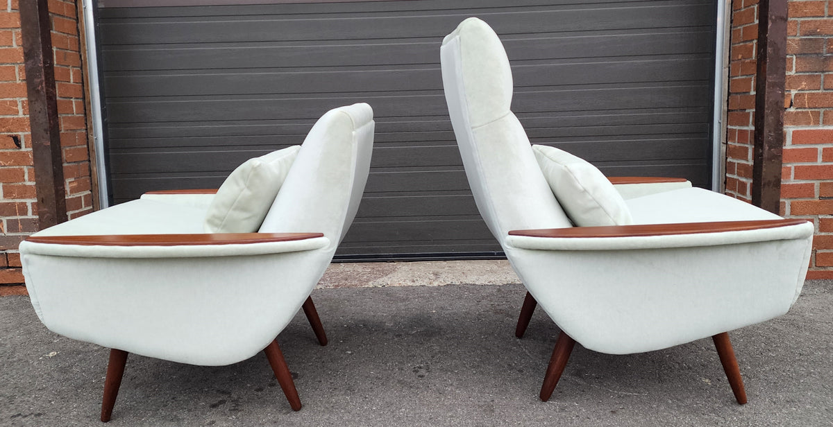 Set of 2 REFINISHED REUPHOLSTERED in wool mohair teak Mid Century Modern Lounge Chairs