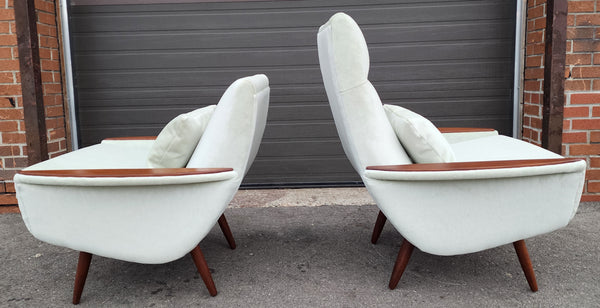 Set of 2 REFINISHED REUPHOLSTERED in wool mohair teak Mid Century Modern Lounge Chairs