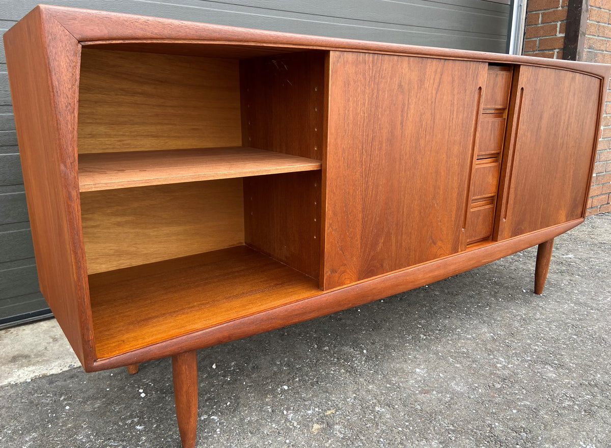 REFINISHED Mid Century Modern Teak Sideboard Credenza 72