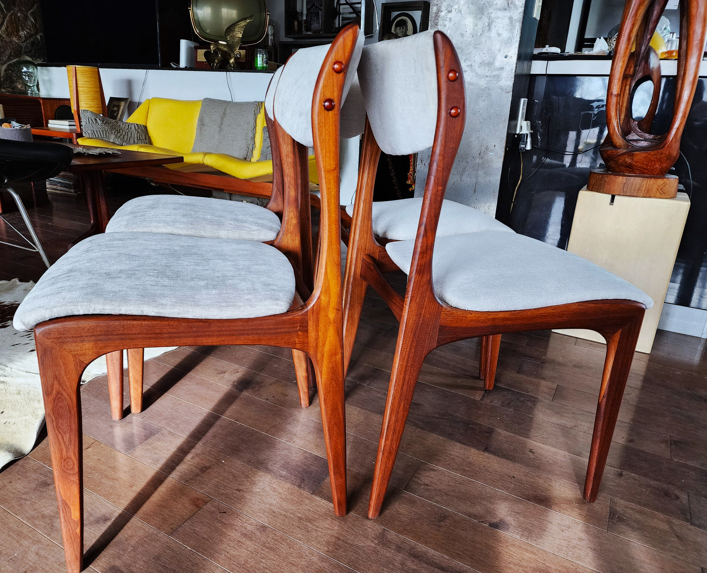 4 REFINISHED REUPHOLSTERED Mid Century Modern Walnut Chairs