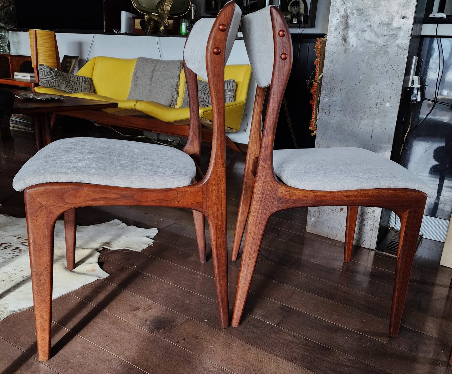 4 REFINISHED REUPHOLSTERED Mid Century Modern Walnut Chairs