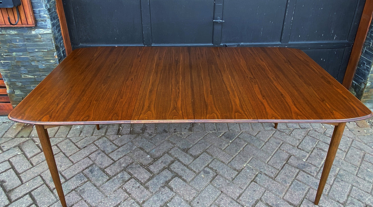 REFINISHED MCM Walnut Dining Table w 2 leaves by Deilcraft, Perfect, 4-6 ft