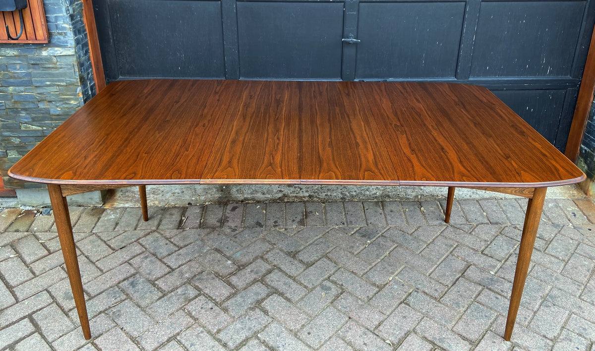 REFINISHED MCM Walnut Dining Table w 2 leaves by Deilcraft, Perfect, 4-6 ft