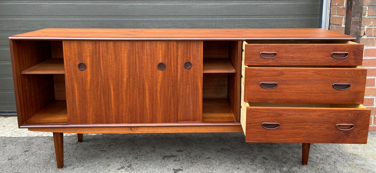 REFINISHED Mid Century Modern Teak Sideboard 6 ft, Perfect