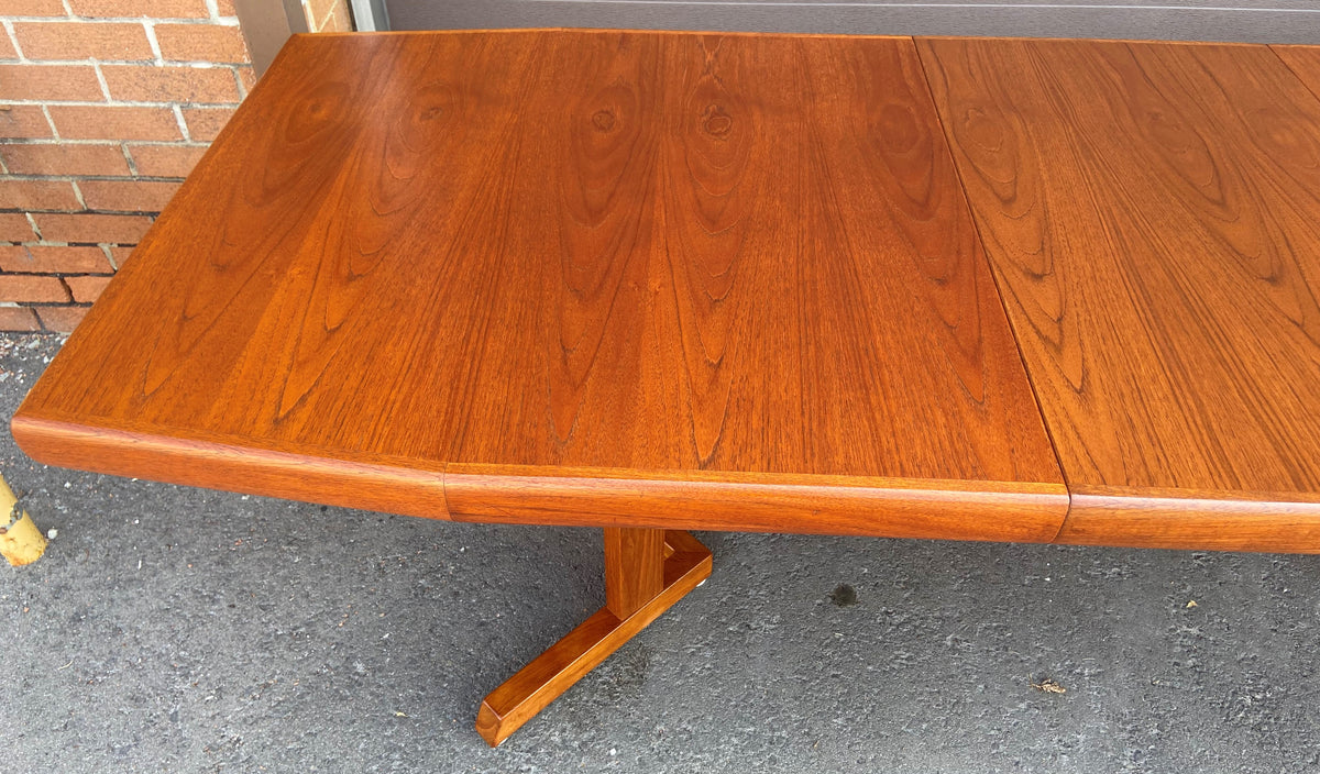 REFINISHED Mid Century Modern Teak Pedestal Table w 2 Leaves , 71.5