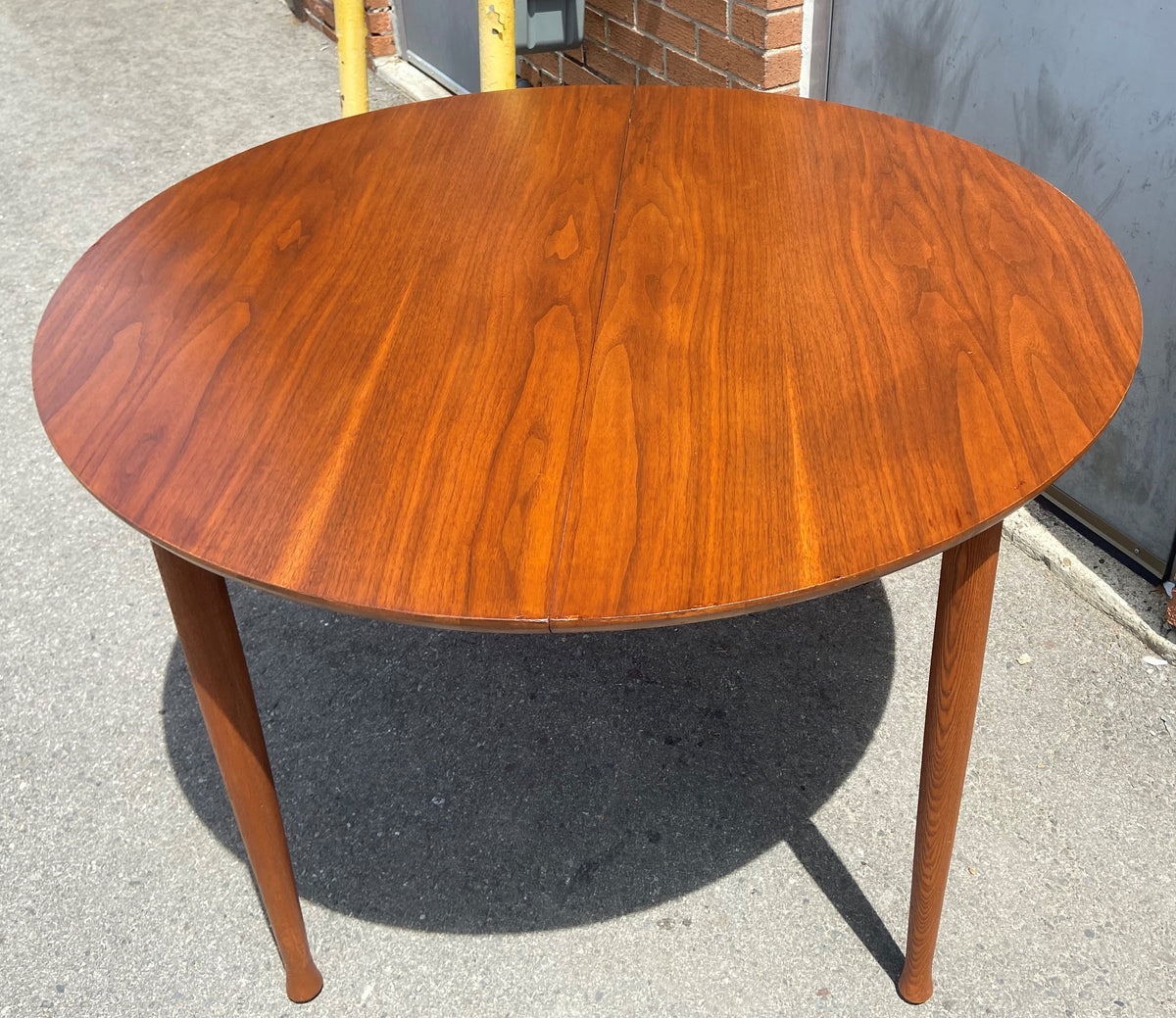 REFINISHED Mid Century Modern Walnut Table Round 42