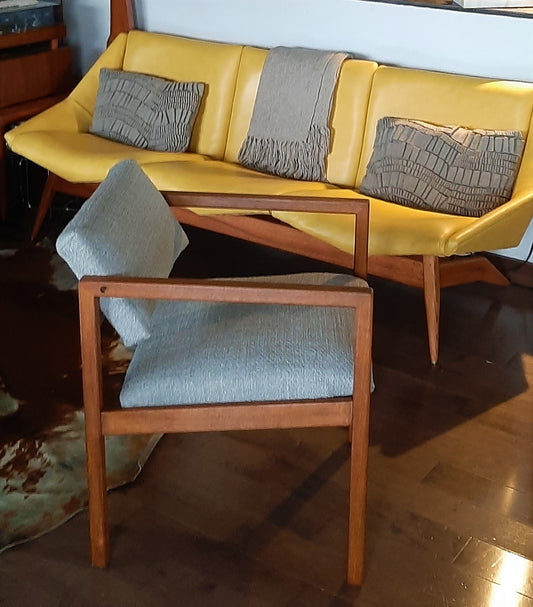 Set of 2 REFINISHED REUPHOLSTERED MCM Teak Armchairs by Brunswick Mfg for Eatons PERFECT - Mid Century Modern Toronto