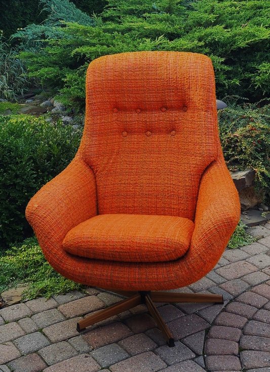 Mid Century Modern Swivel Lounge Chair by Soda Galvano, Norway