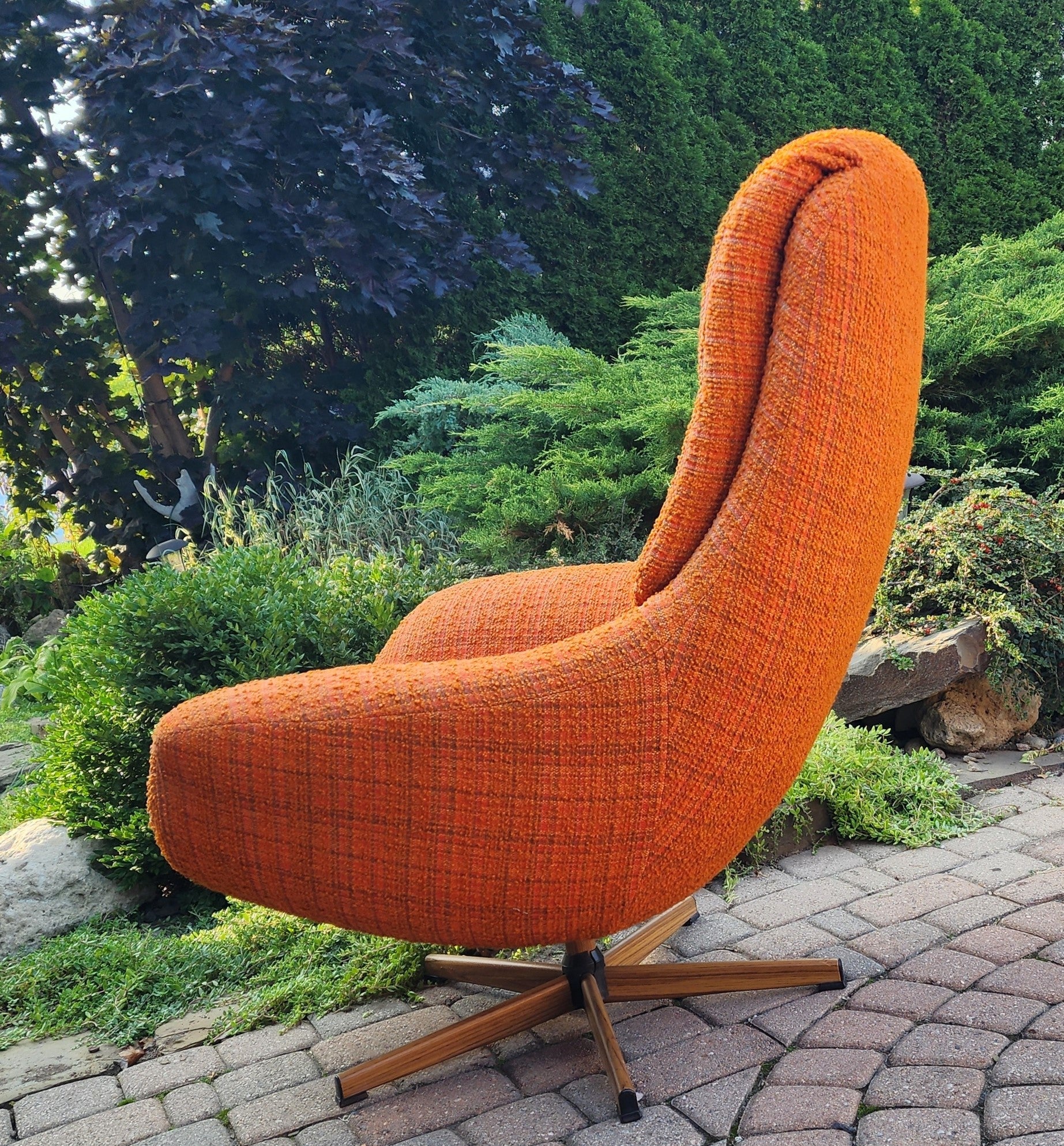 Mid century deals swivel lounge chair