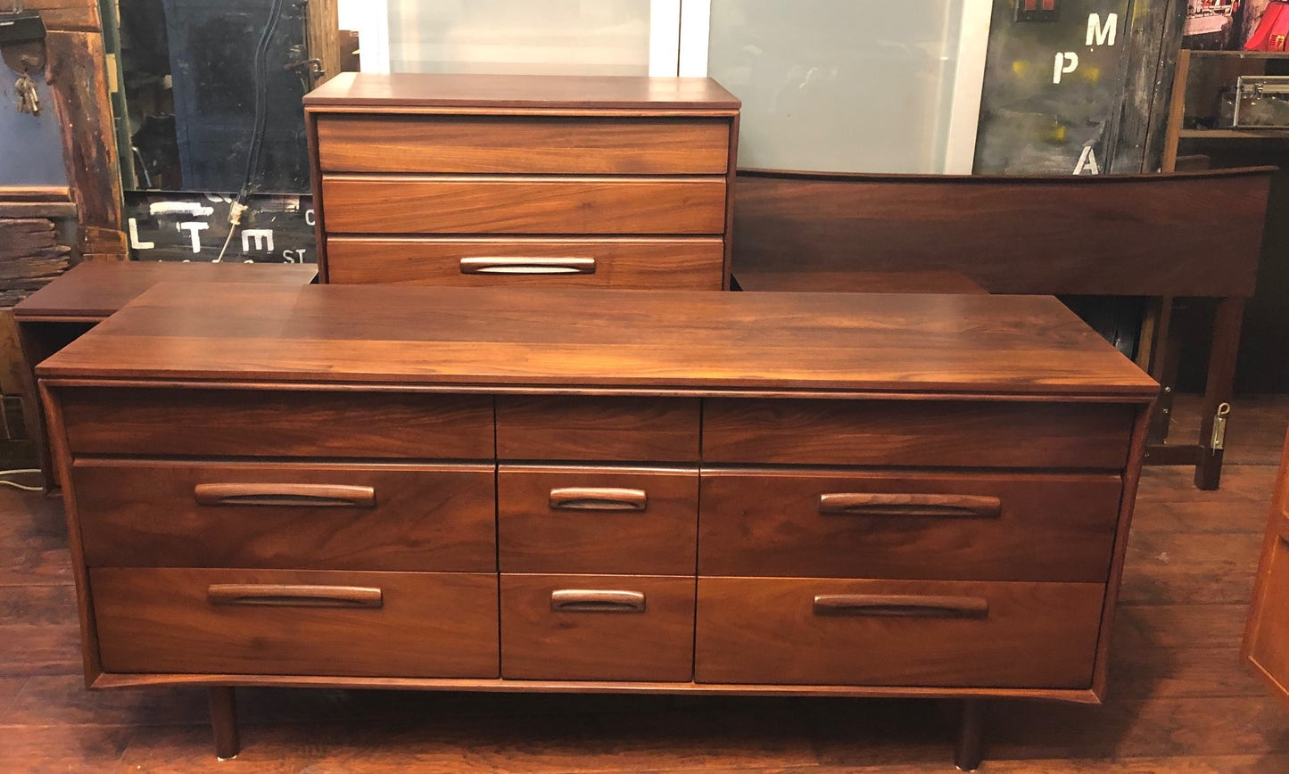 REFINISHED MCM SOLID Teak Dresser 9 drawers, Tallboy, Nightstands, Headboard and metal Queen bed frame by Imperial- PERFECT - - Mid Century Modern Toronto