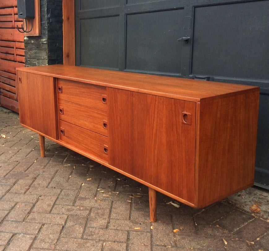 REFINISHED Mid Century Modern Teak Sideboard Buffet TV Media Records Console Low Profile 6 ft - Mid Century Modern Toronto