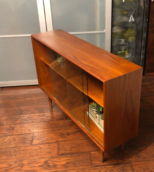 REFINISHED Danish MCM Teak Bookcase Display 4f, perfect - Mid Century Modern Toronto