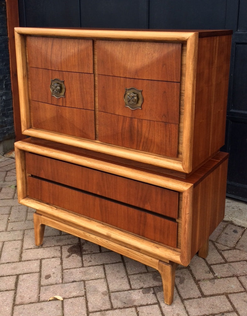 REFINISHED Sculptural Mid Century Modern Walnut Bedroom Set Vladimir Kagan style: 9 Drawer Dresser,Tallboy and 2 Nightstands - Mid Century Modern Toronto