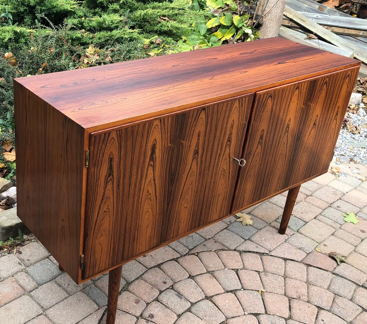 Restored Danish Modern Brazilian Rosewood Credenza by Poul Hundevad, 54