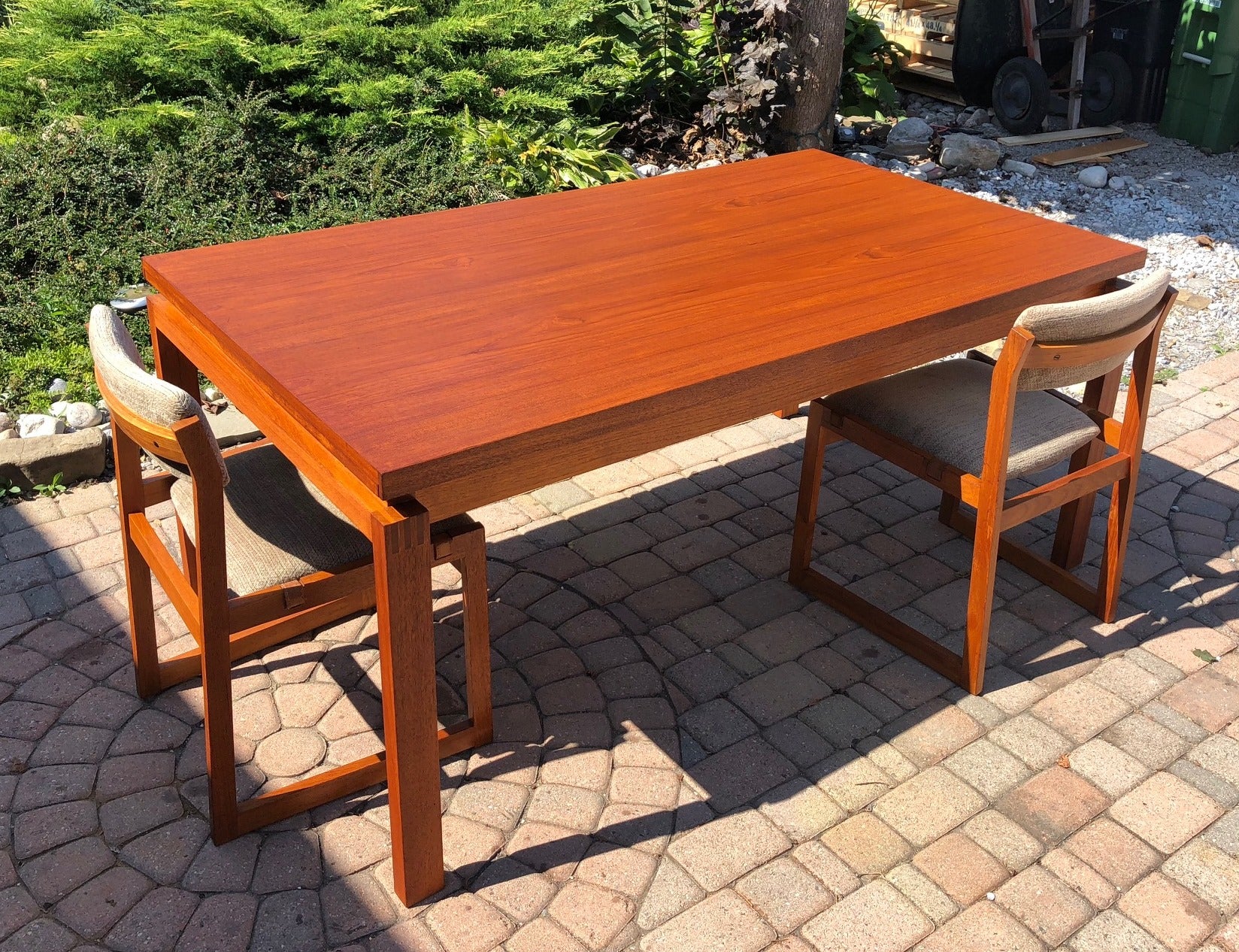 REFINISHED Large Danish MCM Teak Draw Leaf Table 65"-113" - Straight lines Finger Joints - Mid Century Modern Toronto