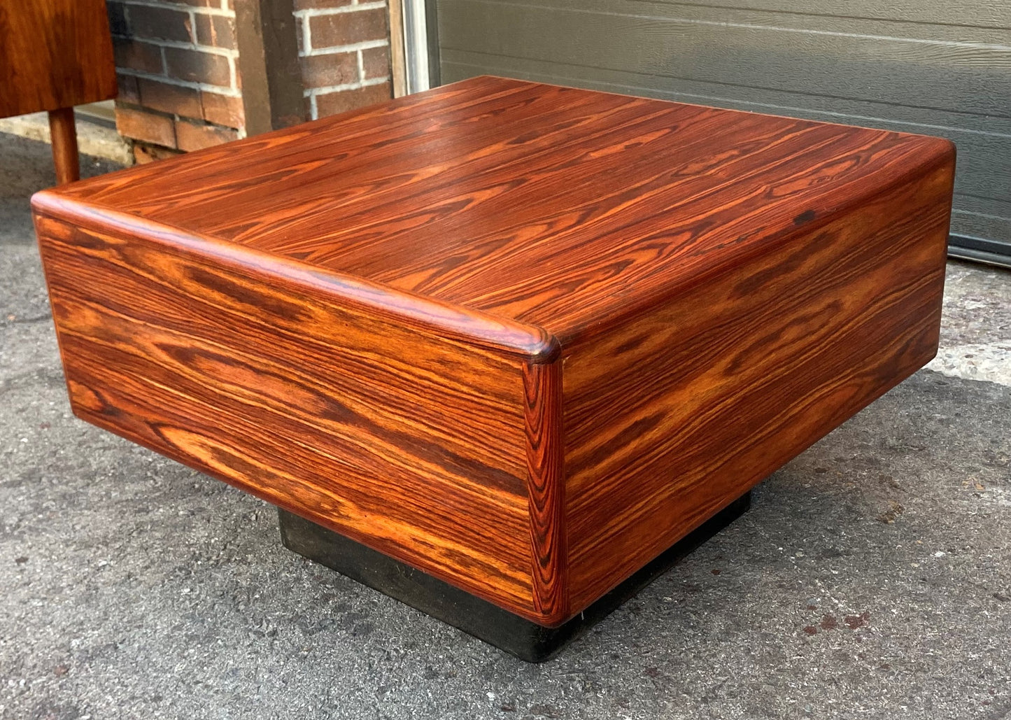 REFINISHED Mid Century Modern Rosewood Coffee / Accent Table, Perfect